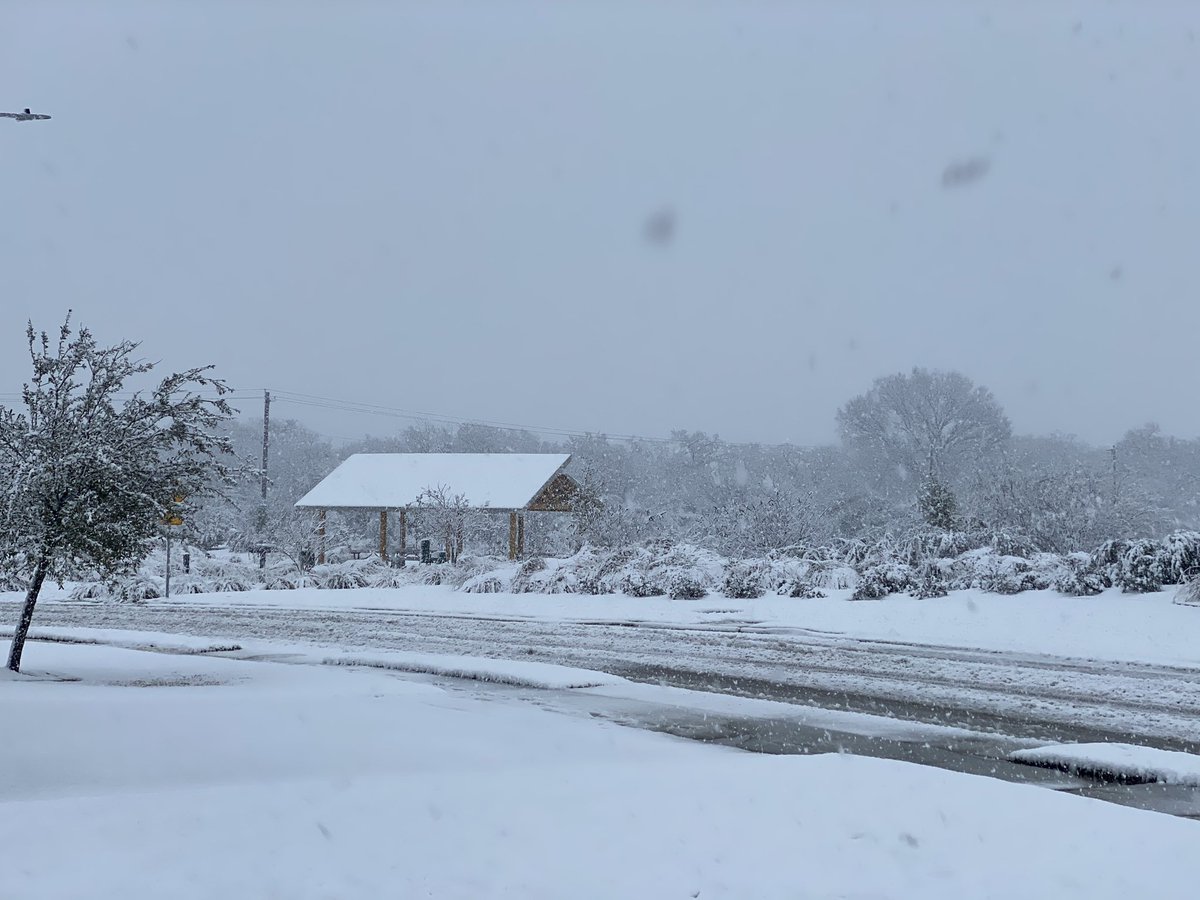 LMHunt77's tweet photo. @KBTXNews It was beautiful while it lasted! https://t.co/CByTkmhlY3