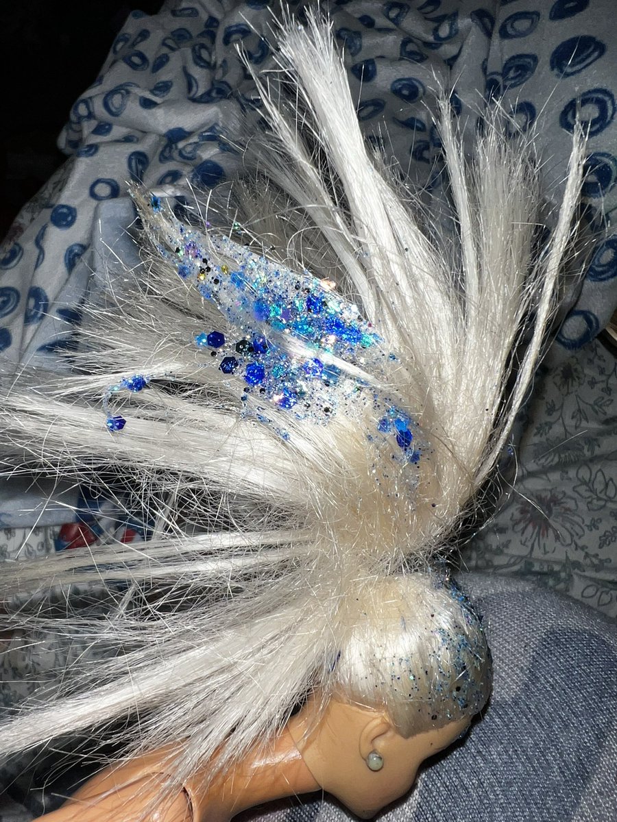 KayosRiot's tweet image. Made a glitter hair gel and tested it on #barbie. #sparklebitch #glitter