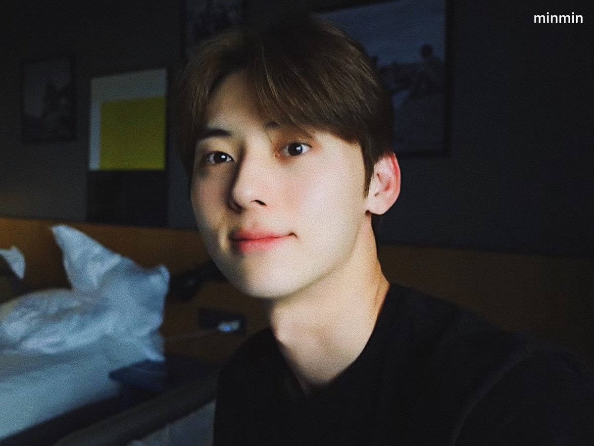 mhleegopi's tweet photo. 🌞✨
#황민현 #민현 #minhyun https://t.co/0NcHiA8TBd