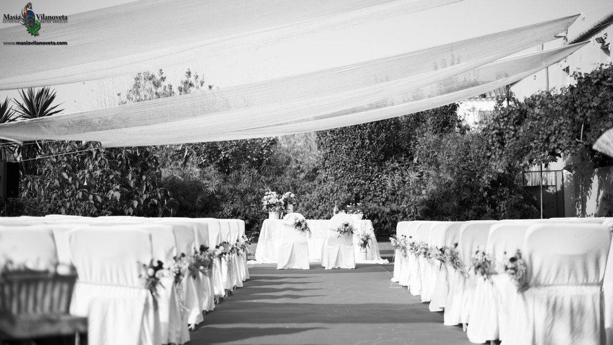 NO DEJES QUE SEAN OTROS…
La decisión es vuestra, que no la tomen por vosotros, el lugar quedará en vuestras memorias para siempre, y en las fotos! 😚
masiavilanoveta.com