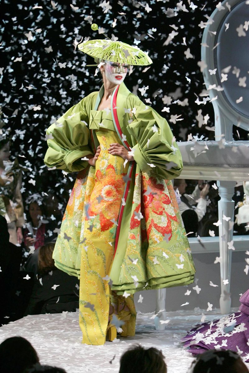 thesoftestaura's tweet photo. christian dior spring 2007 haute couture ‘madame butterfly’ collection by john galliano https://t.co/TulEN4SDQn