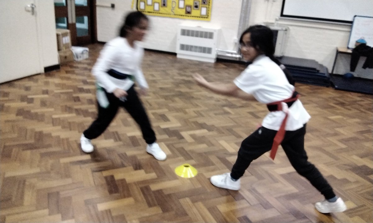wyndclf's tweet photo. 4S had a very active PE lesson understanding the importance of tagging during their Tag Rugby lesson #keeplow #keepmoving #attackdefend #bodyposition #invadespace #footwork https://t.co/IA9NnQg9xP