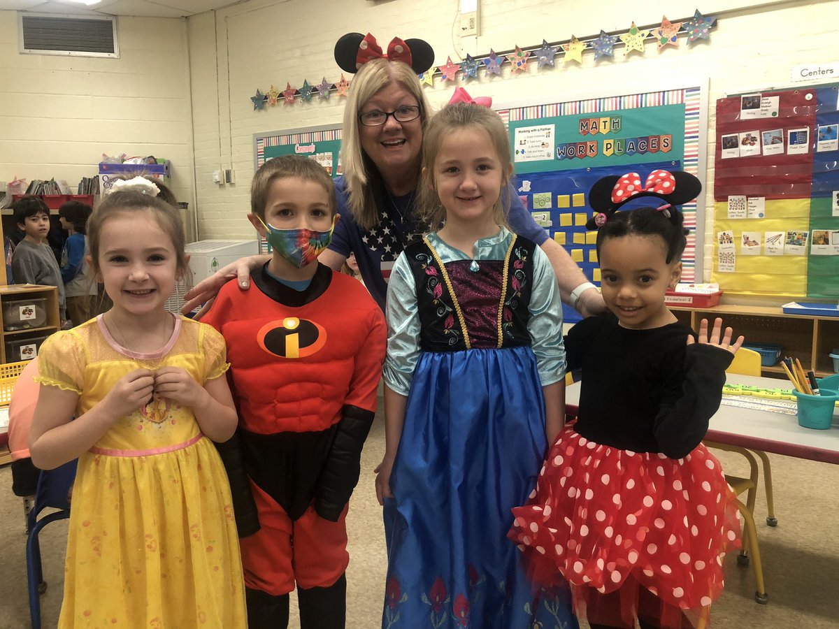 Jeffrey Tessier (@jefftessierbcps) on Twitter photo Olaf, Fix It Felix, Mr. Incredible, a lot of Mickey ears and princesses all around. Dress like a Disney character or superhero day is fun <a href="/Prettyboyes1/">PrettyboyES</a> Olaf, Fix It Felix, Mr. Incredible, a lot of Mickey ears and princesses all around. Dress like a Disney character or superhero day is fun <a href="/Prettyboyes1/">PrettyboyES</a>