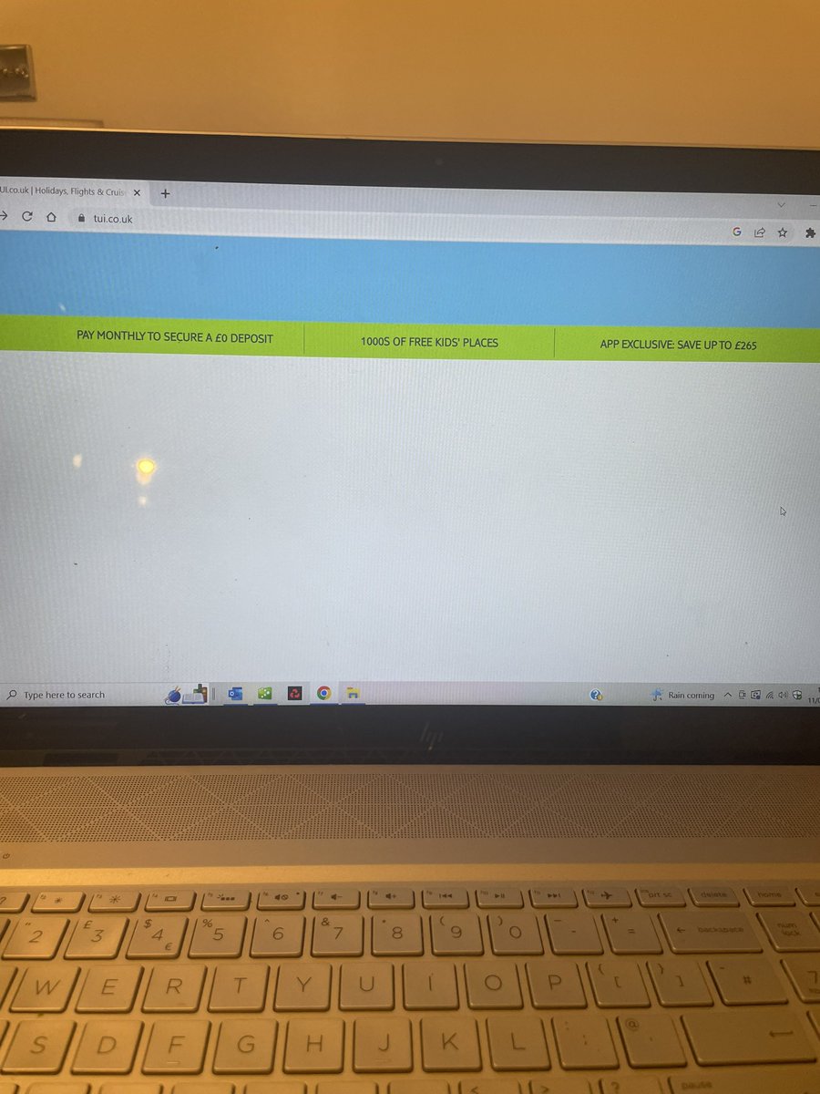 CaroleCharles16's tweet photo. @TUIUK Please sort ur website out you must be losing £££££as  it’s not just me I know others contacting U av been ignored These are e.g of home page and when you try to log in to your account ….it’s been days and thinking maybe you don’t want our money so maybe try @jet2tweets https://t.co/pxvnuNG7bn