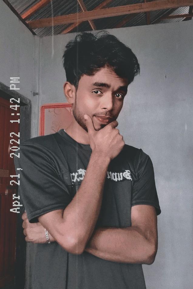 আমি খারাপ সেটা আমি জানি কিন্তু🍁🍀
তুমি যে ভালো তার সার্টিফিকেট কোথায়?