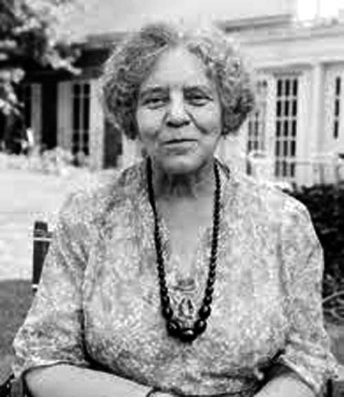Remembering today Alice Paul and her life long dedication to the Equal Rights Amendment. 

Hard won, not done.

#ERAnow #TDIH #OTD #Birthdaywishes #PublishJoe