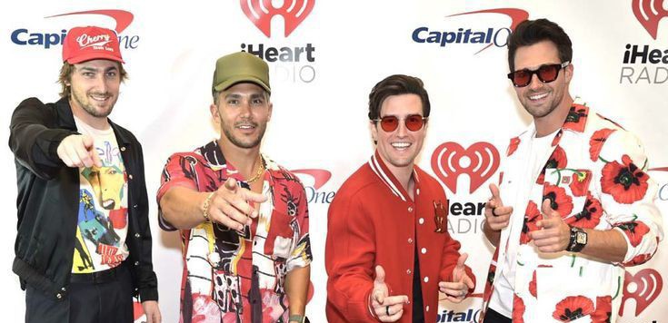 Rushers🫶🏻 Estamos nominados por segunda vez consecutiva en los iHeart Radio Awards 2023!

Para votar, deben ocupar lo siguiente en sus tweets:
"I vote for #Rushers as #BestFanArmy at the #iHeartAwards <a href="/bigtimerush/">Big Time Rush</a>"

Estamos revisando las reglas, estén pendientes para novedades!