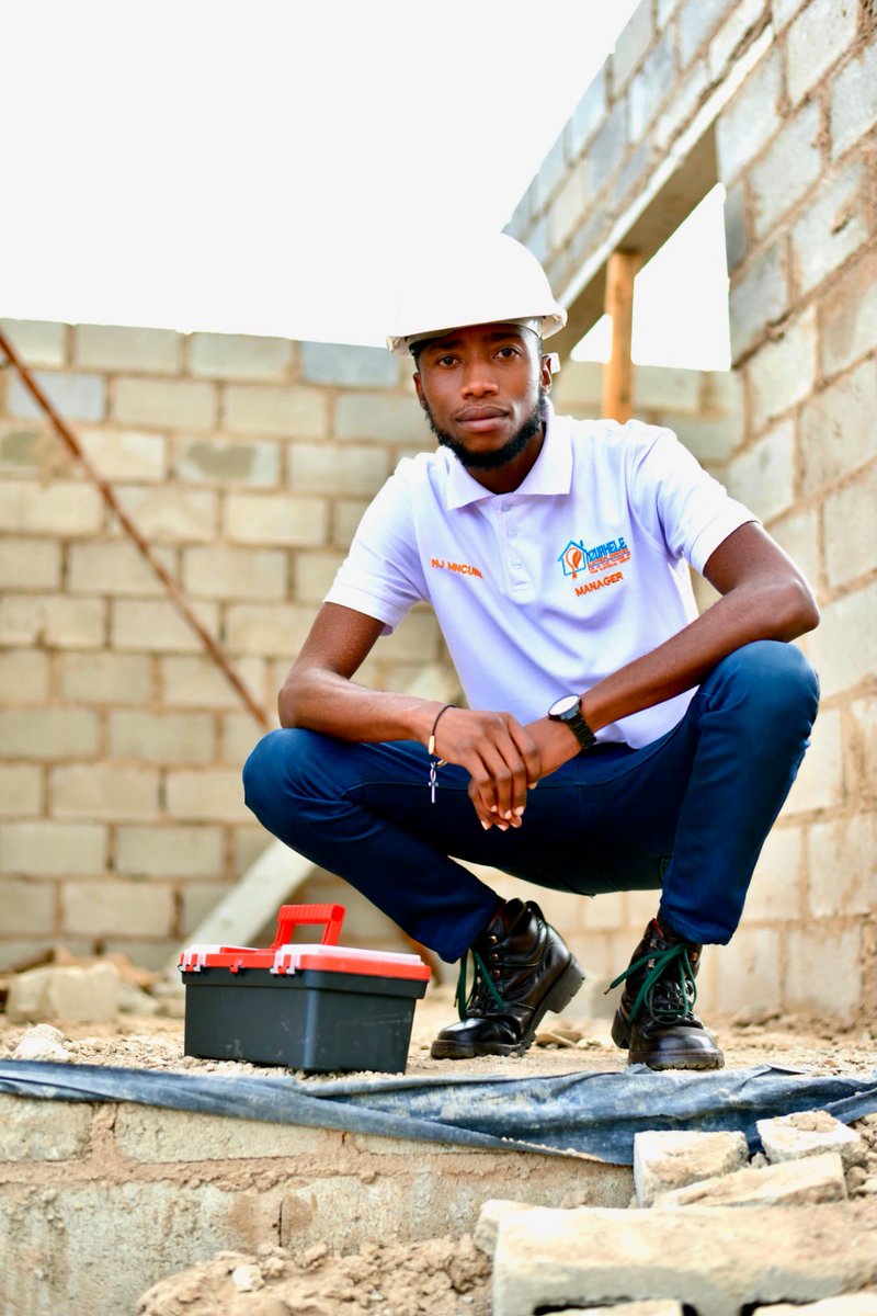 Ntokozoprince7's tweet photo. My name is Ntokozo john Mncube….I am an Electrical Engineer from Ulundi…I have my own Electrical Company called Nzwakele Electrical Services which has 3 employees under it, below are our services and contact details please do call us for any electrical related issues. https://t.co/0gXez1QNu6