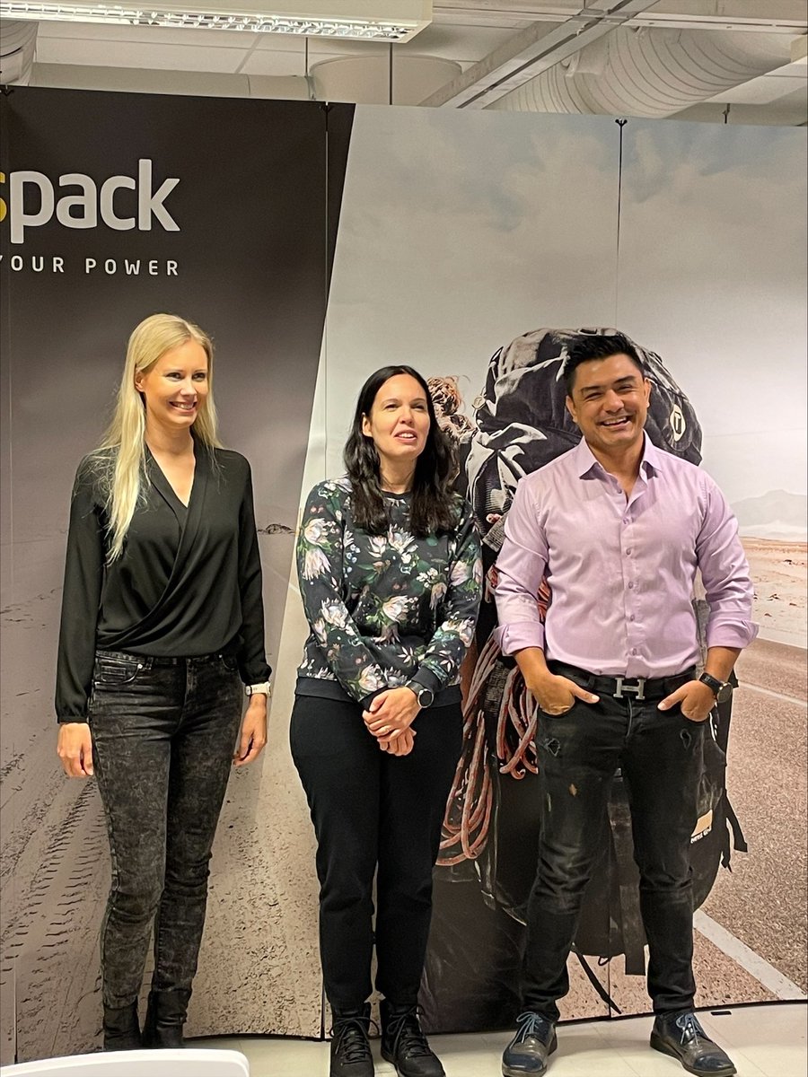 ⚡𝐇𝐨𝐬𝐭𝐢𝐧𝐠 𝐭𝐡𝐞 𝐅𝐢𝐧𝐧𝐢𝐬𝐡 𝐀𝐦𝐛𝐚𝐬𝐬𝐚𝐝𝐨𝐫 𝐭𝐨 𝐙𝐚𝐦𝐛𝐢𝐚 𝐚𝐭 𝐓𝐞𝐬𝐩𝐚𝐜𝐤 𝐇𝐐𝐬⚡
Powering projects in education sector in Zambia
Stay tuned for more exciting news! 

Projects with Plan International in Zambia 👉 bit.ly/3GAfmWo

#Inovation #Tech