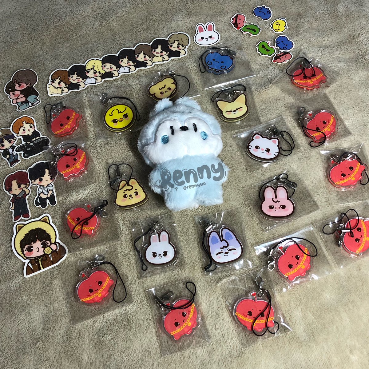 [11.01.2023]
Pertama kali ikut PO keyring gemoy disini dan ternyata sekiyowo itu hasilnya. Makasih banyak kak <a href="/nunumerch/">nunu</a> <a href="/cutepaws98/">Nu🍀|CF22 PO 📌</a> , semoga next PO bisa ikutan lagi deh~