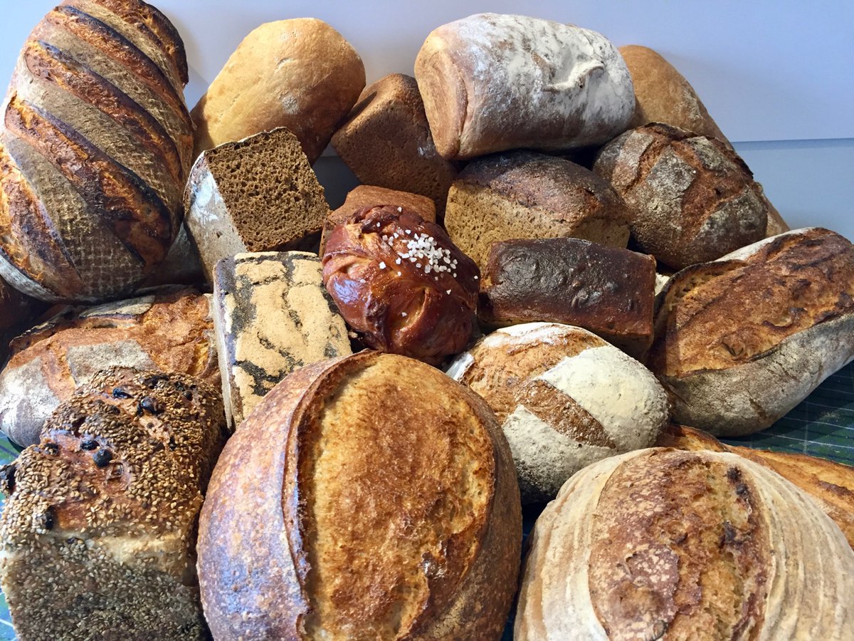 Wendy Barrie (@wendygoodfood) on Twitter photo scottishfoodguide.com/news/scottish-… #artisanbread @scotlandbread <a href="/EdinBakersTrust/">EdinBakersTrust</a> <a href="/BreadMatters/">Andrew Whitley</a> <a href="/BowhouseFife/">Bowhouse</a> <a href="/RealBread/">Chris Young, Real Bread Campaign coordinator</a> #sourdough #croissants #loaves #bread #heritagegrains @scotfooddrink <a href="/welcometofife/">Welcome to Fife</a> #Fife #bakers <a href="/BaxterDonald8/">Donald Wilson</a> scottishfoodguide.com/news/scottish-… #artisanbread @scotlandbread <a href="/EdinBakersTrust/">EdinBakersTrust</a> <a href="/BreadMatters/">Andrew Whitley</a> <a href="/BowhouseFife/">Bowhouse</a> <a href="/RealBread/">Chris Young, Real Bread Campaign coordinator</a> #sourdough #croissants #loaves #bread #heritagegrains @scotfooddrink <a href="/welcometofife/">Welcome to Fife</a> #Fife #bakers <a href="/BaxterDonald8/">Donald Wilson</a>