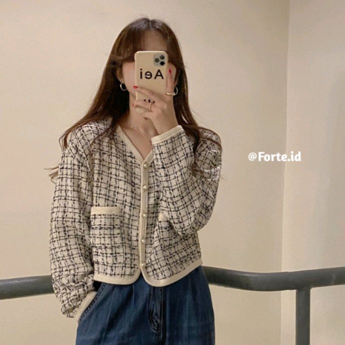 fionaayuu's tweet photo. Jaket Wanita Korean Style

https://t.co/hxMJtwMTL3 https://t.co/7qK1AQPiCi