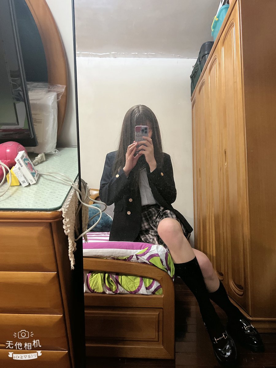 juskeyyyy's tweet photo. 一没人陪我打游戏就难过 #ApexLegends #jk制服 #mtf #丝袜 https://t.co/iIl498ngmQ
