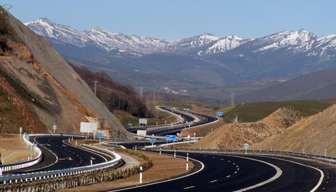 Balance siniestralidad vial 2022: Preocupación ante el incremento de las cifras de mortalidad por accidentes de tráfico: Actuar sobre las carreteras puede ser decisivo para reducir la accidentalidad y un cambio de tendencia, según <a href="/aecarretera/">@aecarretera</a> 
➕info: aecarretera.com/sala-de-prensa…