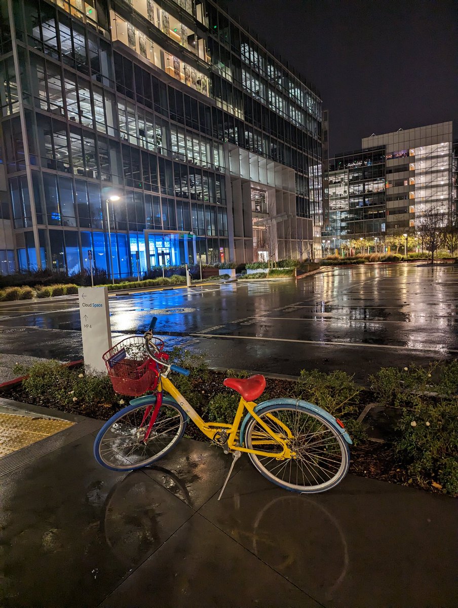 depeekii's tweet image. #Google #CloudSpace #ButFirstCoffee #Sunnyvale @google @googlecloud