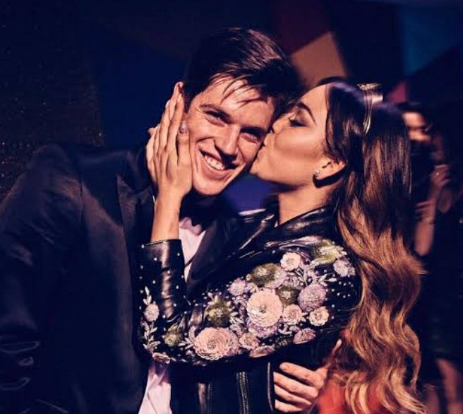 berilfx's tweet image. Benim en sevdiğim Elite çiftleri❤🔥
Sizin favori çiftleriniz kim?
#Elite