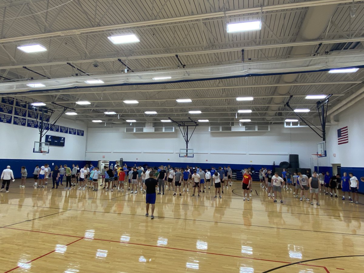 RHSSpeedExplode's tweet image. Excited to have more than 100 Hawklets attend our first Speed & Explosion session this morning! Great attitudes from all our student-athletes, and we're looking forward to the improvement over the next seven weeks - Rock State!