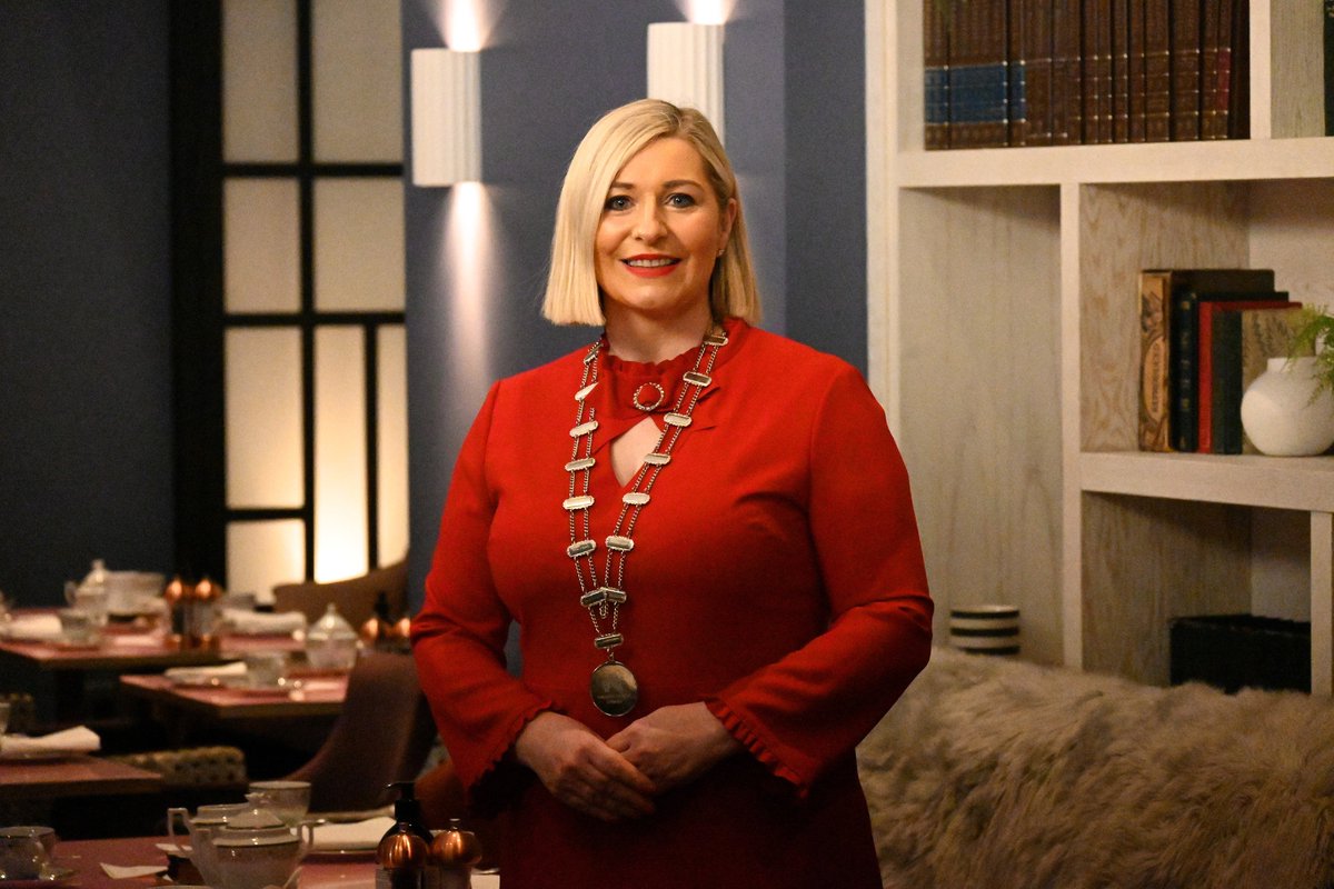 NetworkLimerick's tweet photo. Welcome to our new President for 2023, Karen Ronan Brosnahan! 👏

Karen is the General Manager of @Shannon_Region. 

💬 “I’m looking forward to continuing our efforts in supporting our members and providing opportunities for everyone to connect, learn and share ideas." https://t.co/7lrayGZZdb