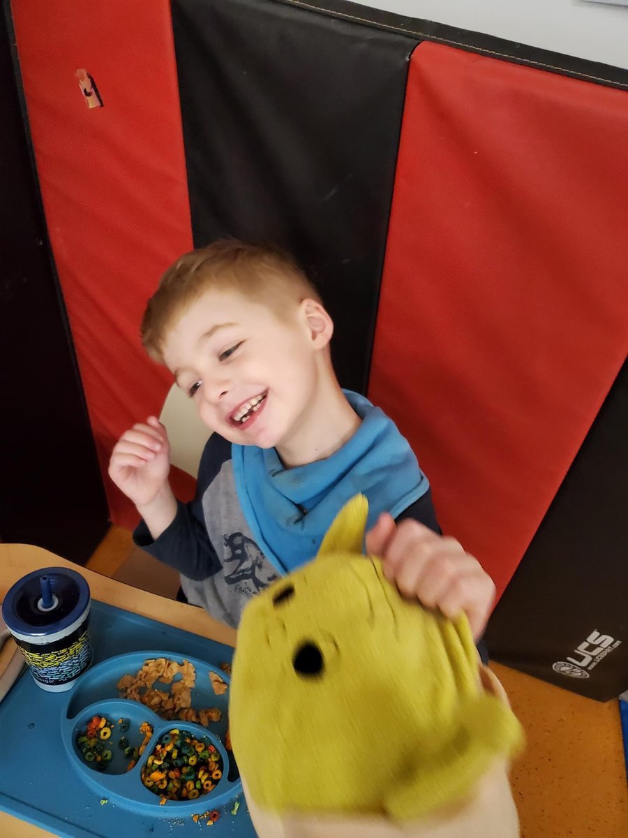ESCofNJ's tweet photo. More snapshots of holiday fun at the Center for Lifelong Learning before break! #ESCNJ #CLLNJ https://t.co/5Yh1a5DSa8