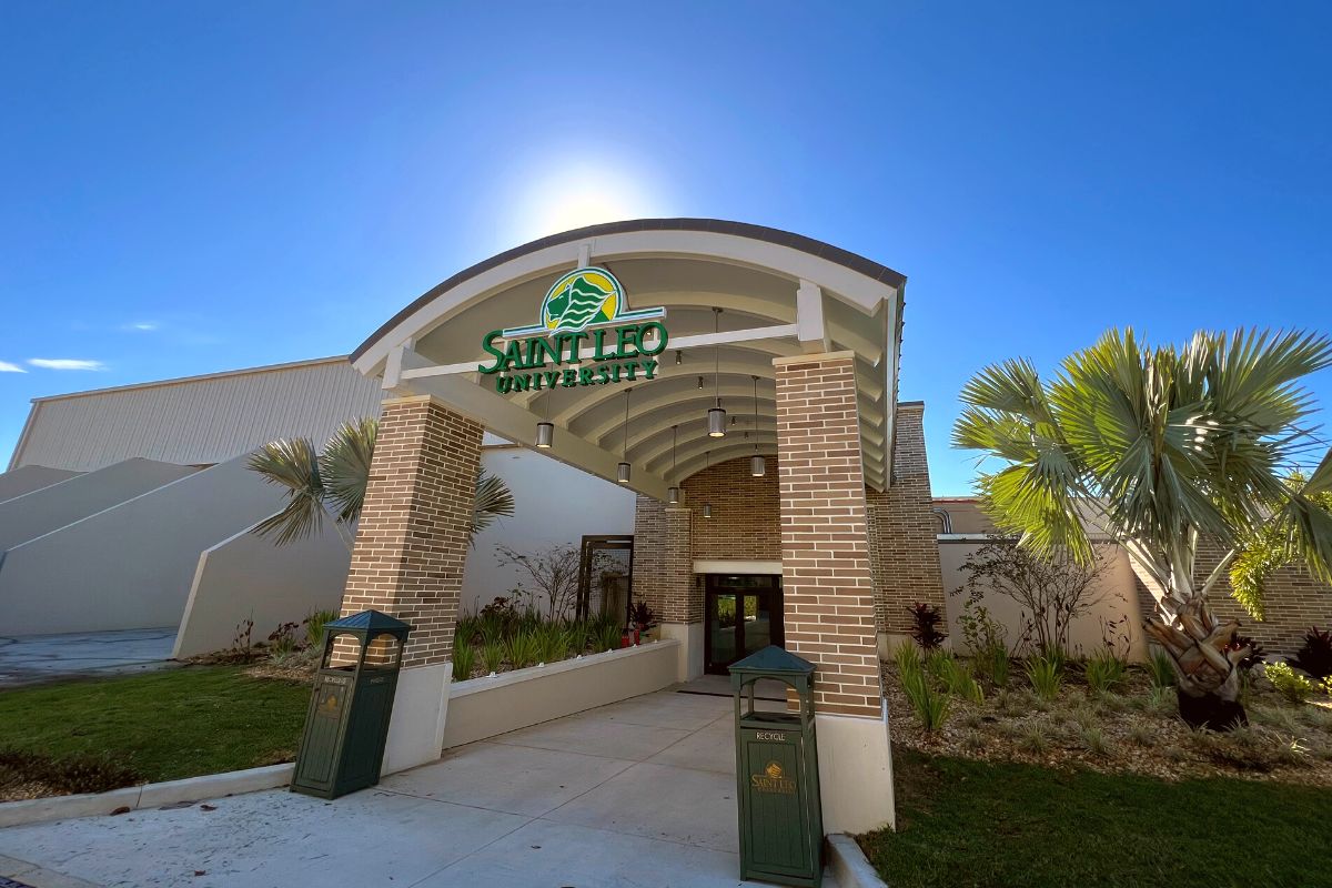 Do you know what is missing from these favorite places and spaces around campus? Our students! We can't wait to have students filling up our walkways when classes switch over, studying in the sunshine, and reconnecting over coffee at Benedict's. See you next week, Lions!