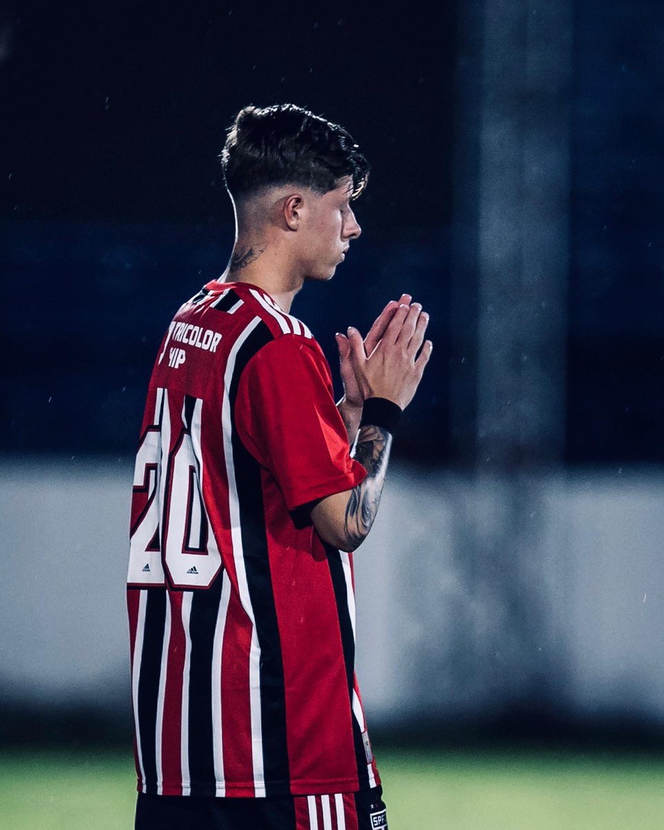 enzoboer10's tweet photo. Noite Mágica🧙
Deus é inexplicável!🙏🏼

classificados✅
seguimos…🇾🇪🤩
@Copinha @SaoPauloFC https://t.co/y6LhRGkL7R