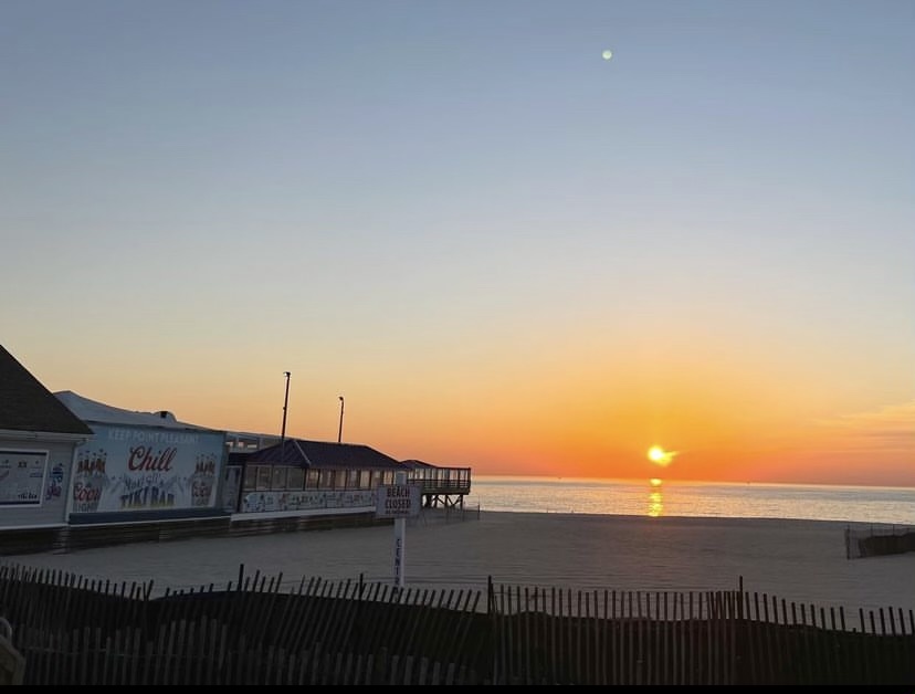 Rise &amp; shine! Every day is one day closer to summer.🏖️

For now, visit us every Saturday and Sunday from 12-4pm!🍹

🌐For upcoming events, beach badge purchases &amp; more visit tikibar.com. Sign up for our e-mail newsletters to be the first to know about everything Tiki!