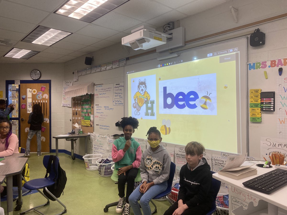 HillpointHusky's tweet photo. Students in Mrs. Lyttle and Mrs. Barksdale's classes participating in the clasrrom spelling bee. #Spellingbee #competition #scrippsbee #speller #Supercalifragilisticexpialidocious #HPLeadersofthePACK
#BuildingtheBestSPS https://t.co/dQ0ZPMfS7d