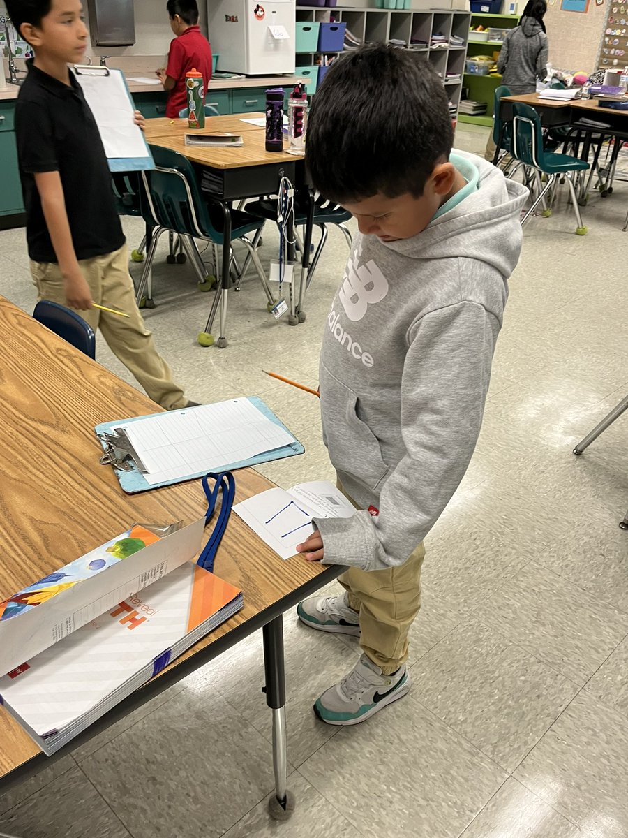 msbennertweets's tweet photo. Thank you @collierschools math department for the Search and Rescue Perimeter review! https://t.co/zn38ryELpn