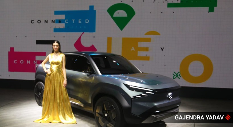 IndianExpress's tweet photo. #ExpressPhotos | EVs hog limelight as Auto Expo returns after a gap of three years

#AutoExpo2023 

See more: 

https://t.co/iB3J3u5uqL https://t.co/V12vkHUSMT