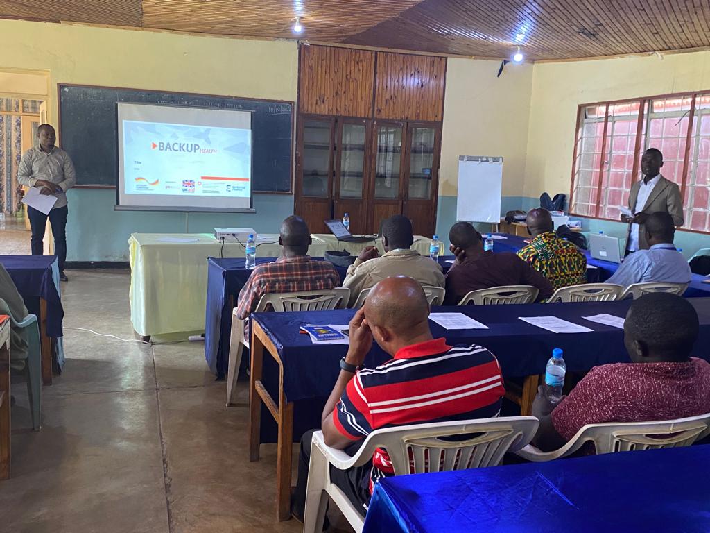 In #Tanzania BACKUP partnered up with @sikika1  to support community representatives in reclaiming their role as key stakeholders in #HealthSystemsStrengthening. Applying a community scorecard approach aims to instil a sense of accountability and empowerment to the community.