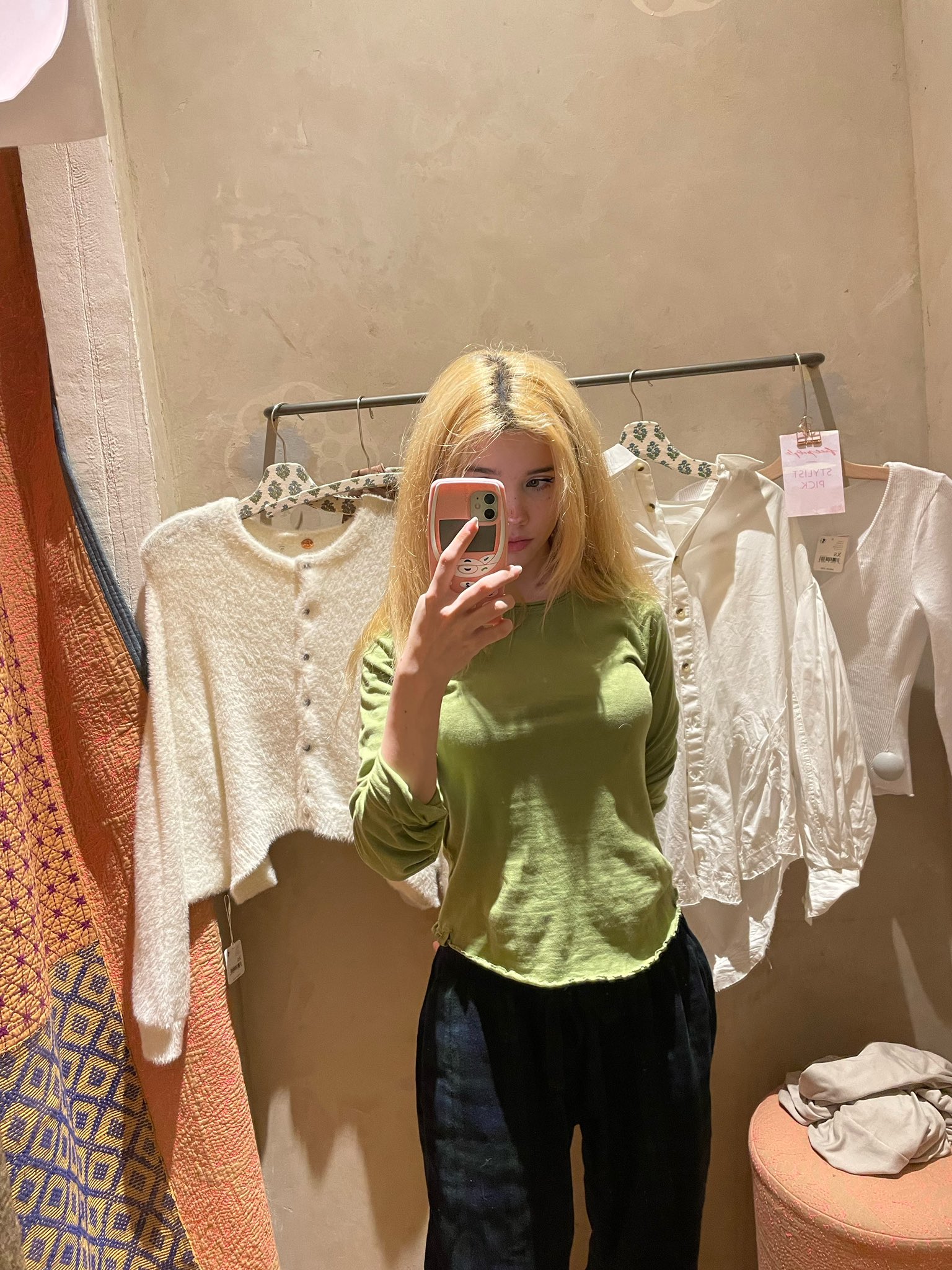 emmy. on Twitter "i Did a Little Clothes shopping i Think 😁🙈 https //t