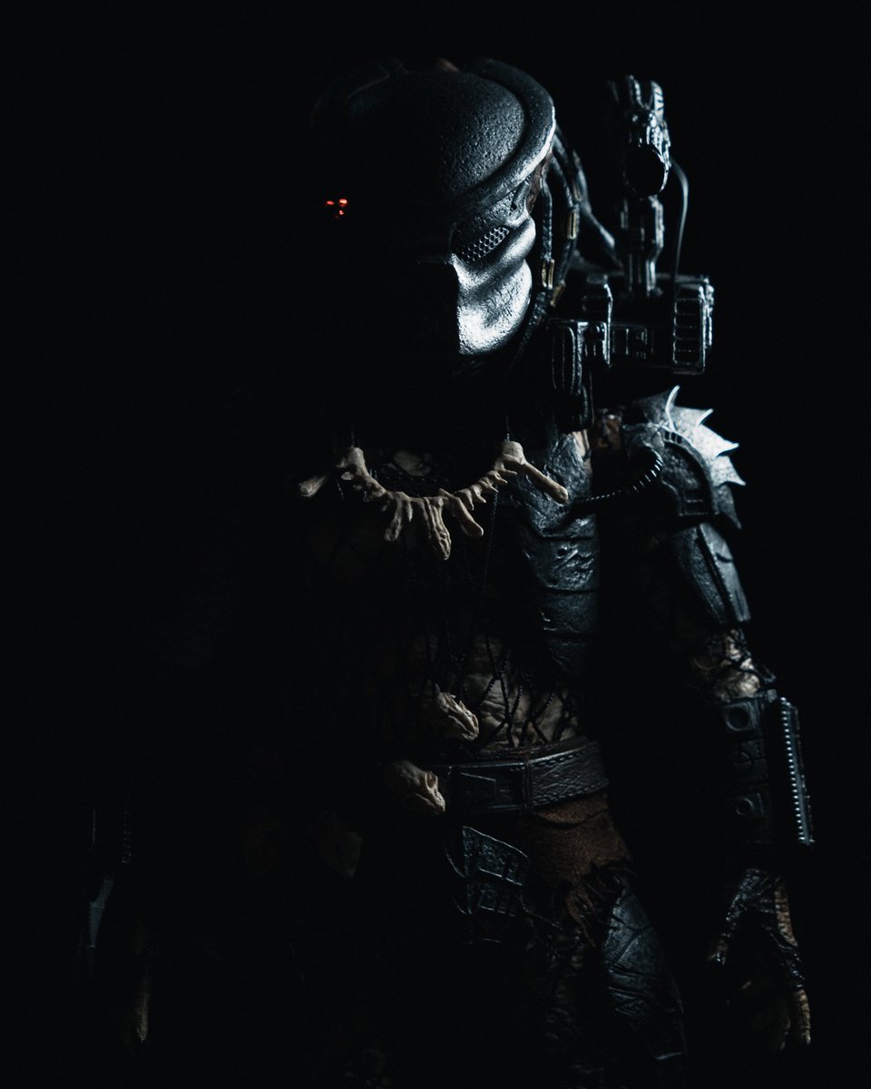 The OG
•
•
•
#predator #yautja #avp #prey 
#mezco #mezcotoyz #one12collective #mezcoone12collective #toyphotography #actionfigurephotography #fujifilm #articulatedcomicbookart #acba #lowkey #lowkeyphotography #lowkeyportrait