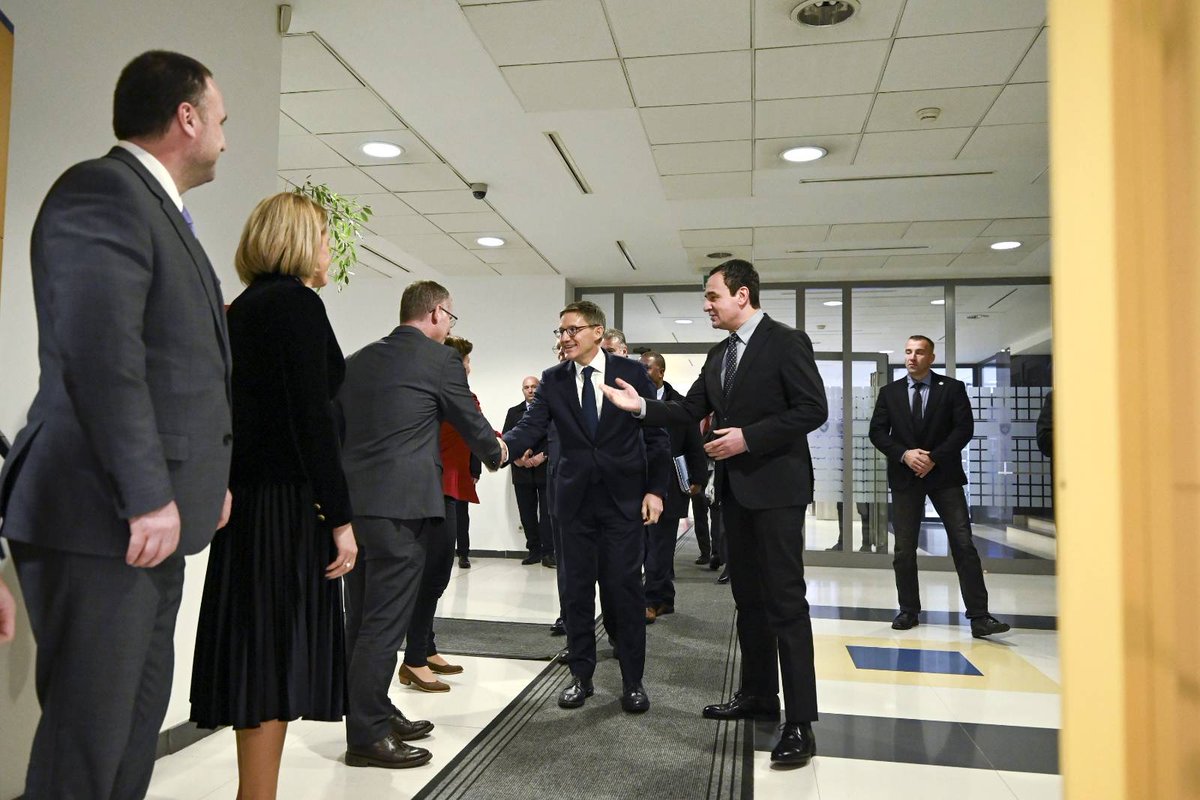 Albin Kurti tweet media