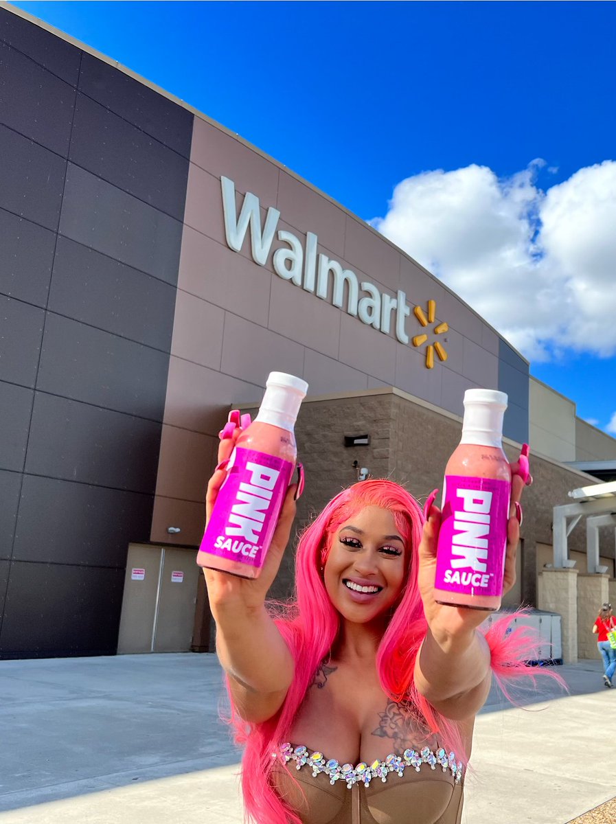 DavesGourmet's tweet photo. Pink Sauce is NOW available in
@Walmart
stores and on https://t.co/Ppok3JWAIB. You can find Pink Sauce in over 4,300 Walmart store locations!
#pinksauce #entrepreneur #davesgourmet #chefpii https://t.co/JjHAfh1xRG