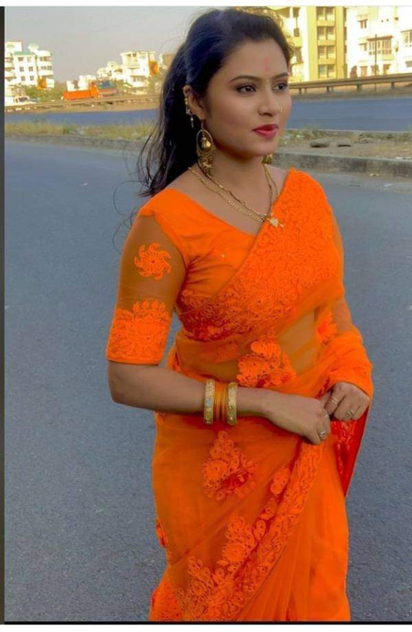 ReetaVe19101097's tweet photo. अब लगता है ठीक कहा था गालिब ने 

बढते बढते दर्द दवा हो जाता है ...🌅🥀 https://t.co/rRPq8ZyY34