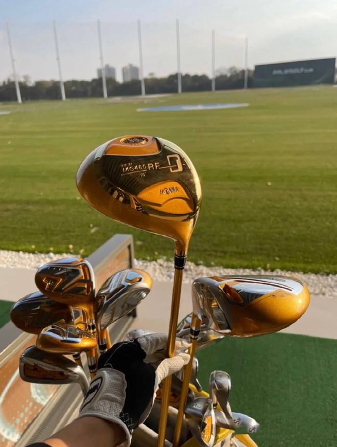 NJuffle's tweet image. Money is not everything but everything needs money..