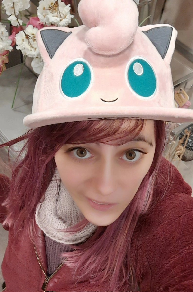 Myrna_Mii's tweet photo. I love my new Jigglypuff hat🤩
#jigglypuff #pummeluff #Pokemon #lookinglikeamess #selfie #nomakeup https://t.co/CgFBXtwNZg