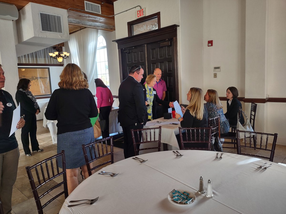 StPaulsbytheSea's tweet photo. Rev. Louanne had the pleasure to attend the @JAXChamber Beaches Luncheon with the @yourSJCchamber hosted at the @CasaMarinaHotel. This was an opportunity to meet community members while learning about area events in 2023 including the @THEPLAYERSChamp.
#SPBTS #iLoveJax #JaxBeach https://t.co/LZBnIOdfZE