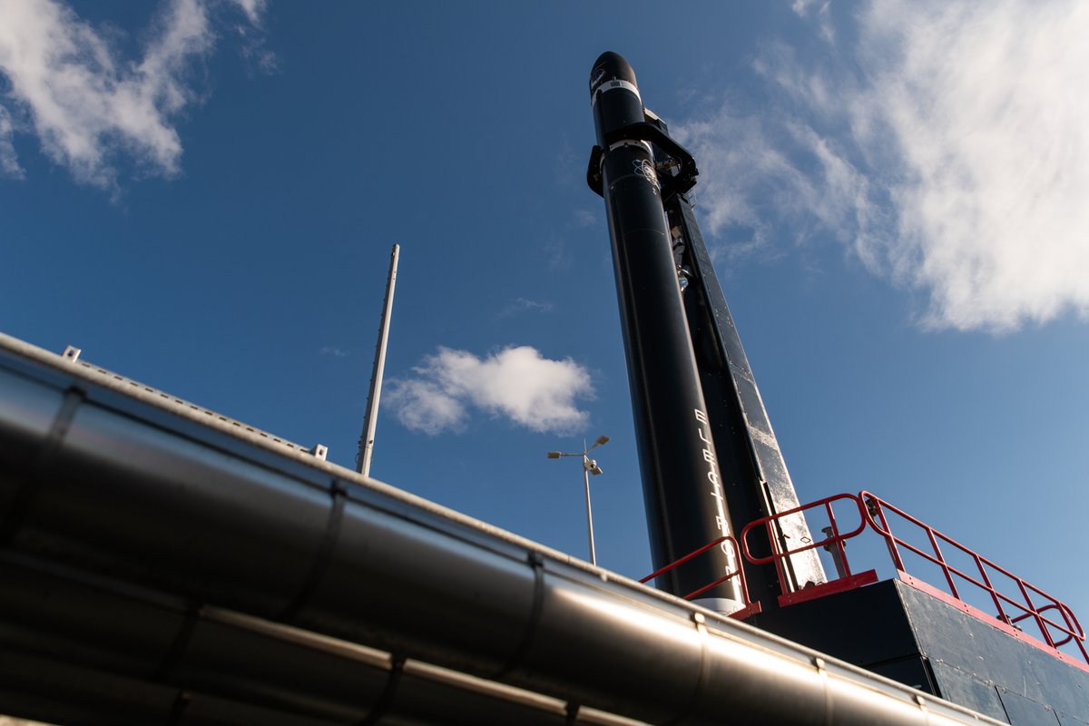 RocketLab's tweet photo. After 32 launches from our pads at Launch Complex 1 in New Zealand, this month Electron is set to take to the sky from our U.S. launch pad at @NASA_Wallops for the first time.

Learn about the "Virginia is for Launch Lovers" mission: https://t.co/hG2avrAM9y

📸 @TheFavoritist https://t.co/npgnCMI6ST