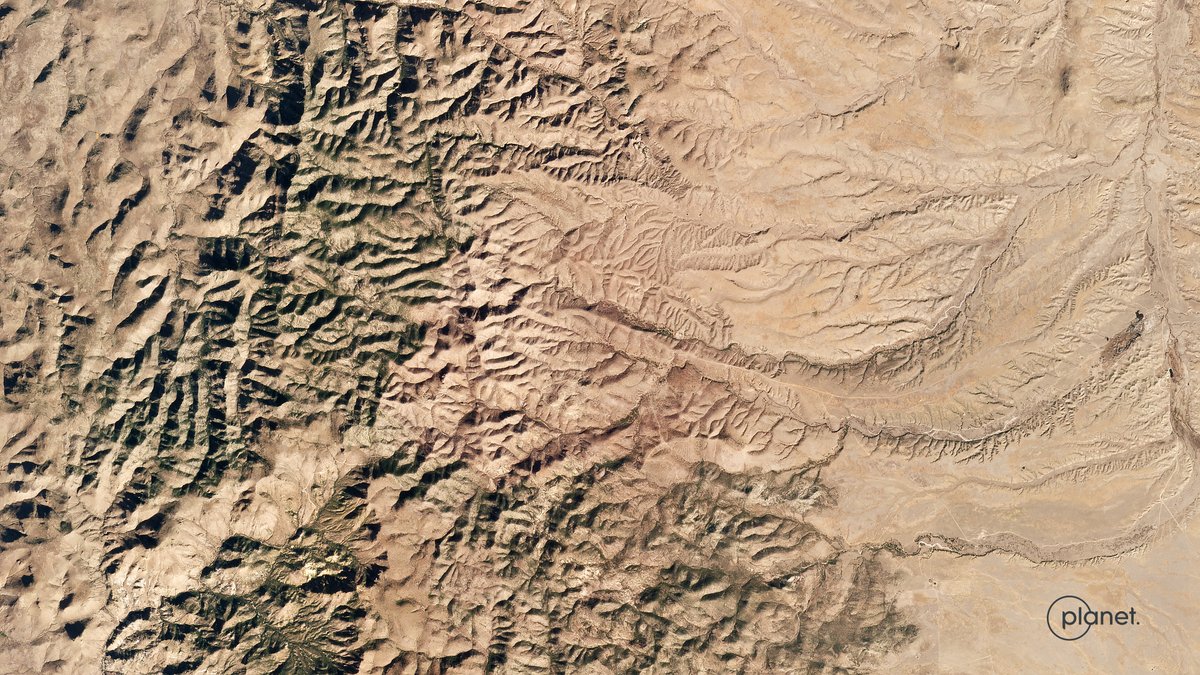 First light images from last week's launch of 36 SuperDoves are here, and aren't they spectacular? 🤩

Our sats have already gotten to work scanning our Earth. 📸 here: Budiganga River in Nepal, Lake Nasser in Egypt, Wexford Harbor in Ireland &amp; Whitmire Canyon in New Mexico.