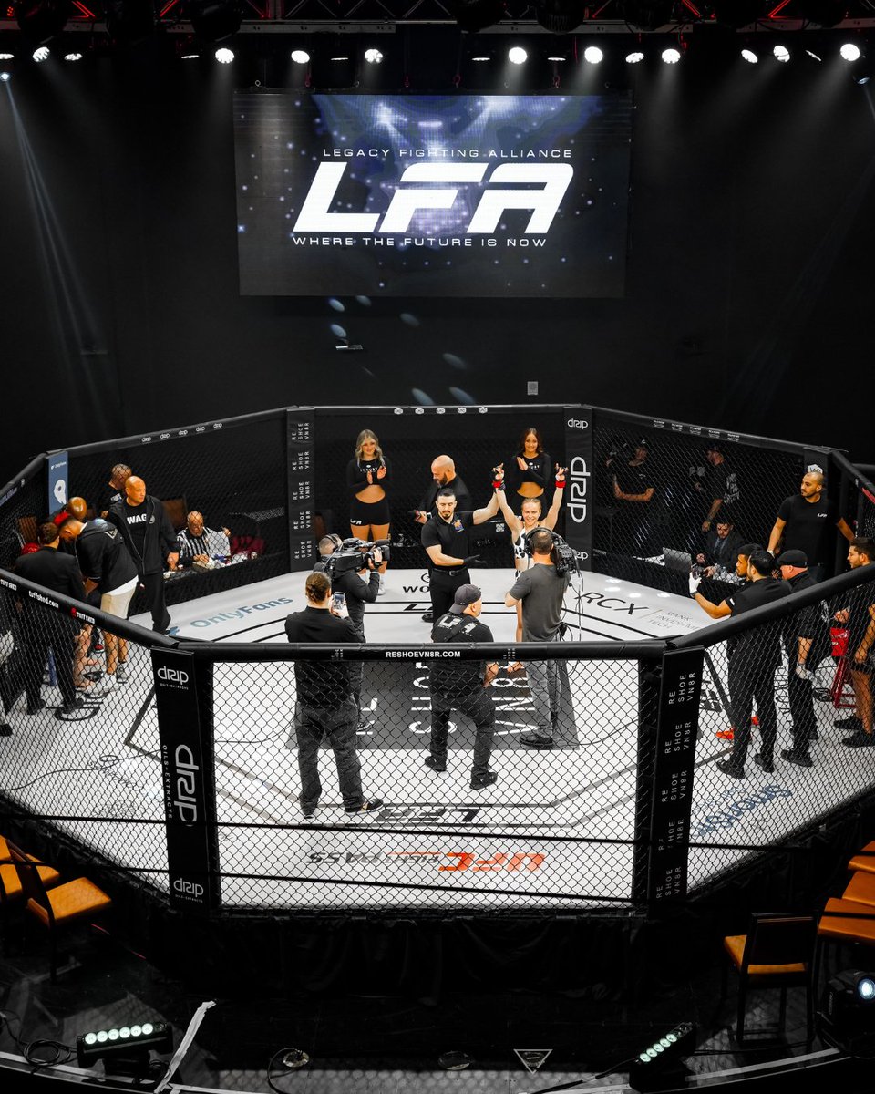 PlayAtGila's tweet photo. The crowd was loud this past weekend at @playatgila as we hosted @LFAfighting for their first fight of 2023 in The Showroom! 

Guests enjoyed a close look at the action in an intimate setting, with every seat being right on top of the action. 👊🤛🔥 #PlayAtGila https://t.co/NMw4f0fJDT