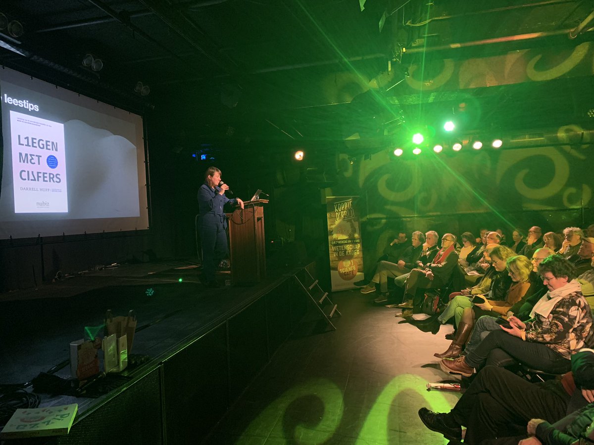 ScienceCafeDev's tweet photo. Na levendige demonstratie voor @Burgerweeshuis die natuurlijk eigen plek moet hebben, nu https://t.co/3uz2Ng66in Ionica Smeets @UniLeiden over ‘liegen met getallen’ https://t.co/RVYJD21RjS