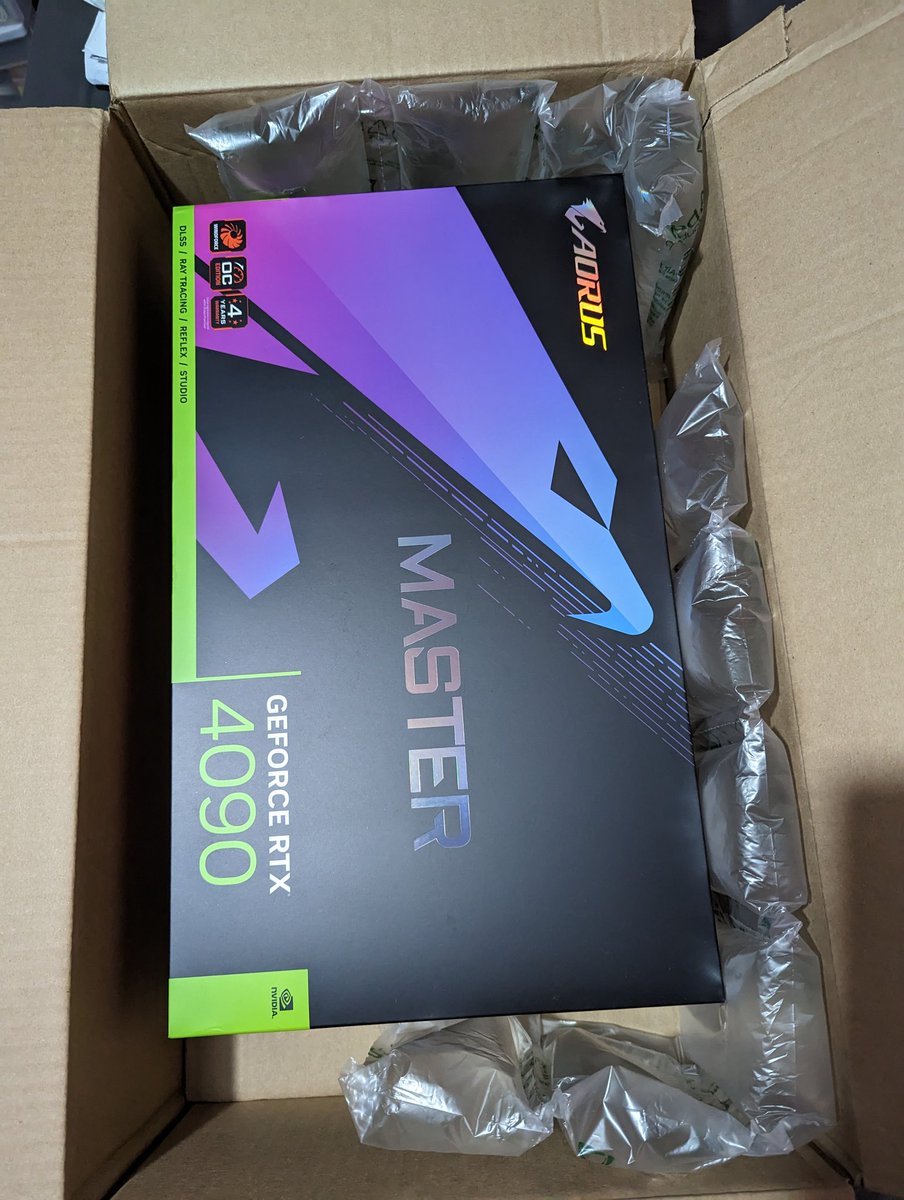 n3lv1n_'s tweet image. Ahora va como una PC del mismísimo Olimpo!!  💪🏽 #pcmaster #nvidia #rtx4090 #aorus