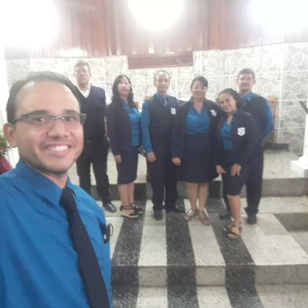 ParedesJackson's tweet photo. ➡️🙏🏼Hoy dimos comienzo a Los 10 dias de Oración en nuestra institución @uecajap UECA José Antonio Páez con media genreral en horas de la tarde
Bendice @uvoccidental @adventistiad @adventista_es
@miveandes
#UVOC #MVAE #Oración #IWillGo #Valera #Trujillo #UECA https://t.co/MhKB4bCWbb