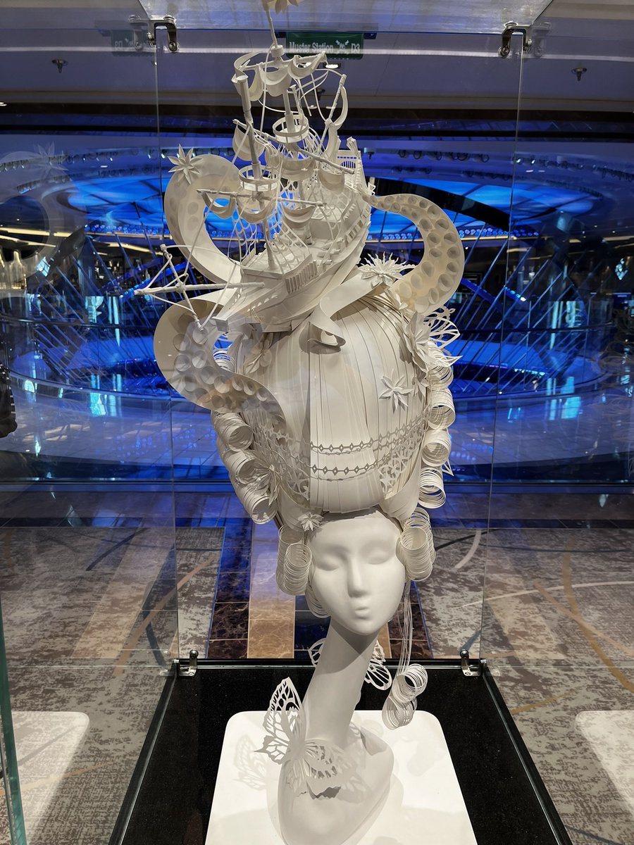 Nina Romano tweet media