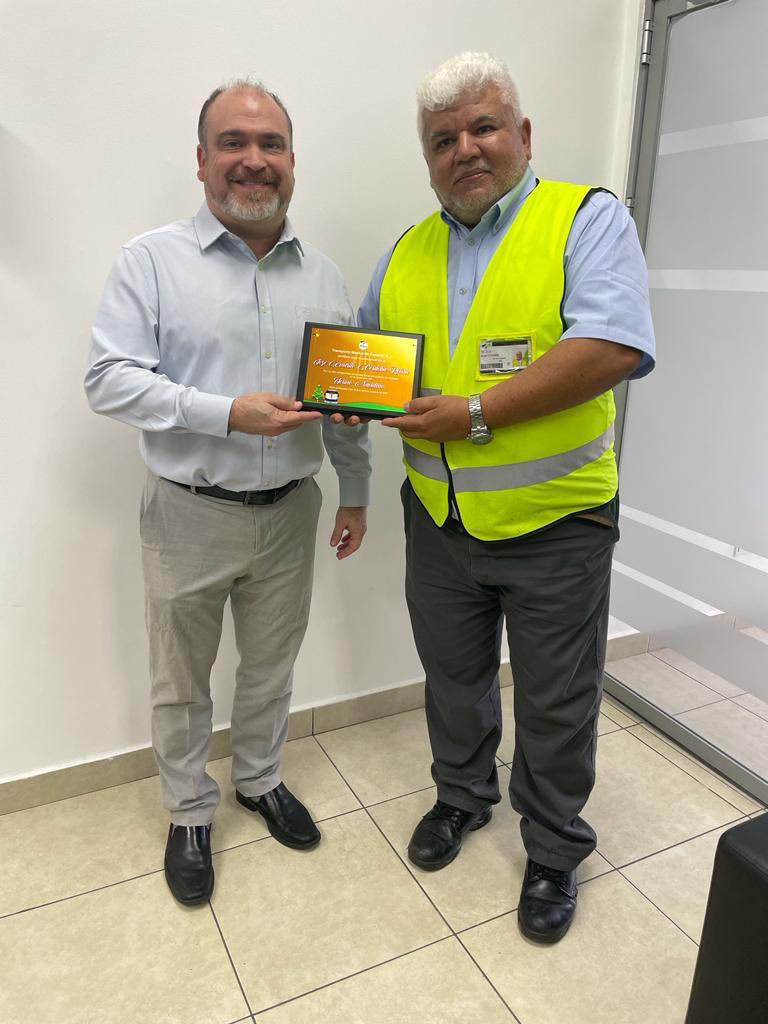 Les presento a José Córdoba, el muy conocido “Santa” del Torino Navideño!  Gracias José por tu apoyo en contagiarnos de ese espíritu navideño!