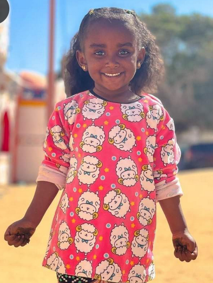 A beautiful girl from Aswan, #Egypt, named 'Rowaa' ❤️

#AfricanVoices #talkafric #talkafricforums #VoiceOfThePeople #Africans #viralpost #VoiceOfTheCommunity 

#aswanegypt #aswan