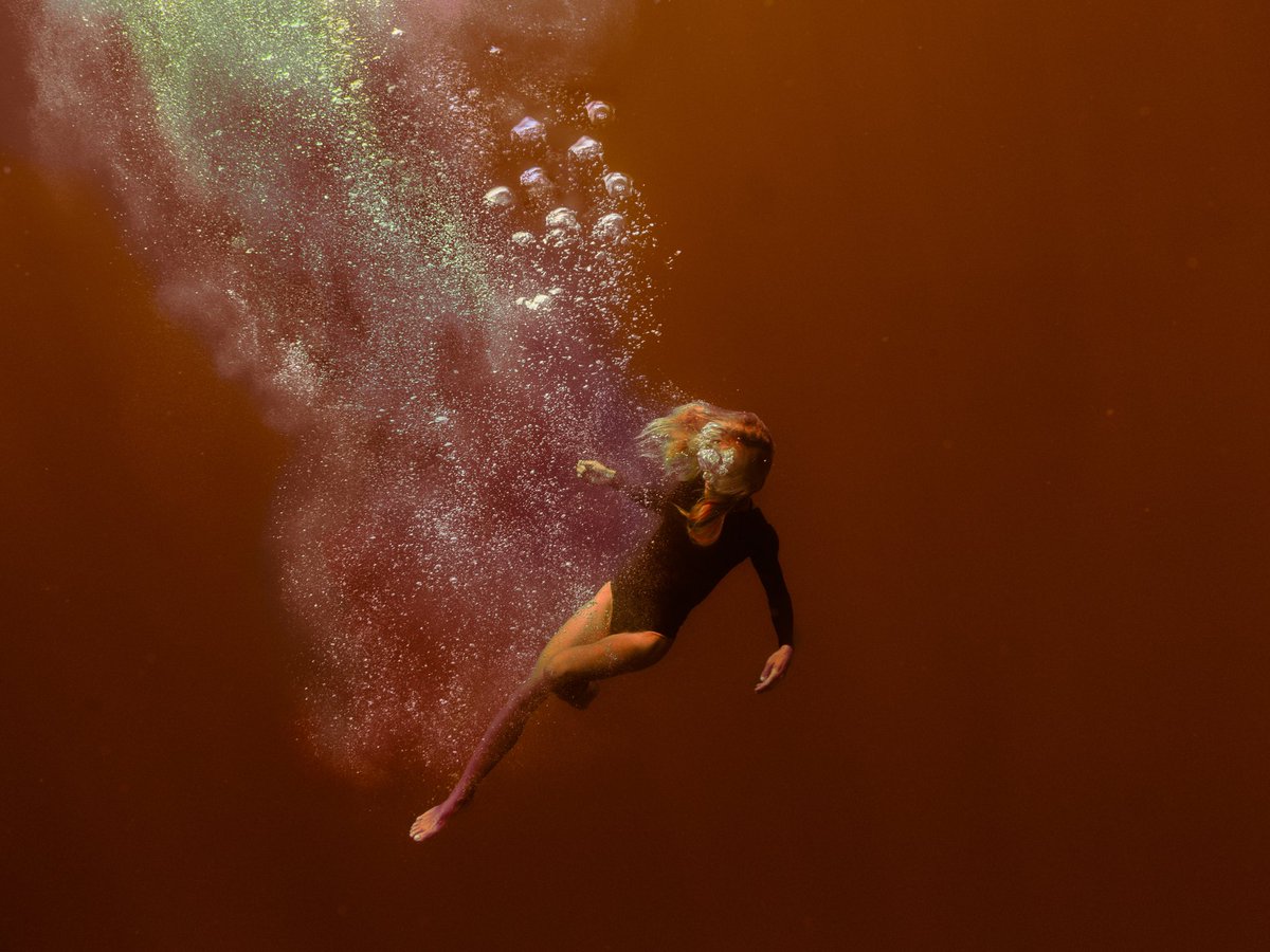 NO LAND IN SIGHT: a thread 🪡