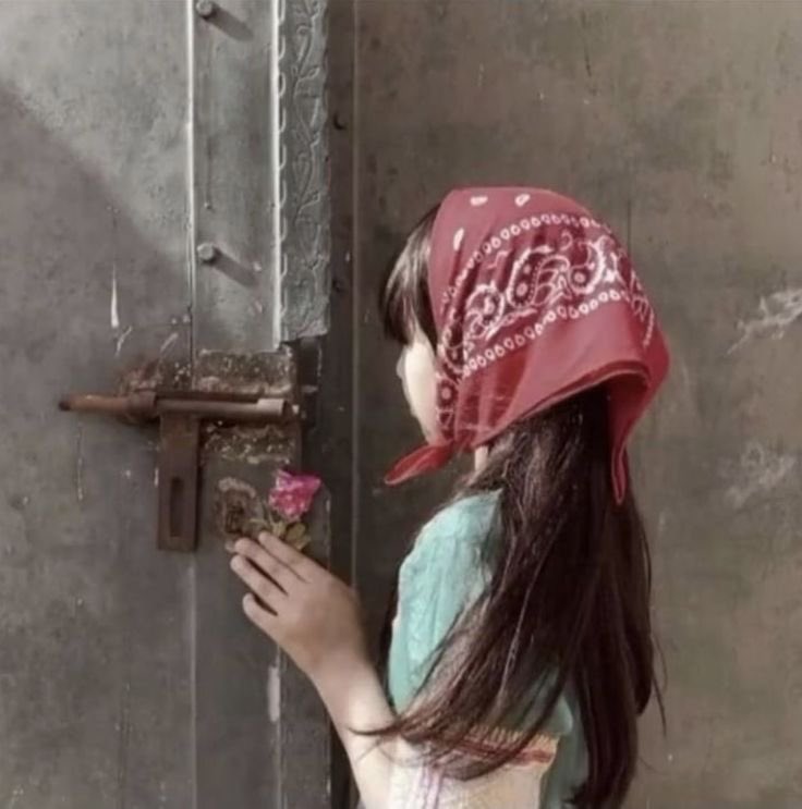 reeoom. 📚 tweet media