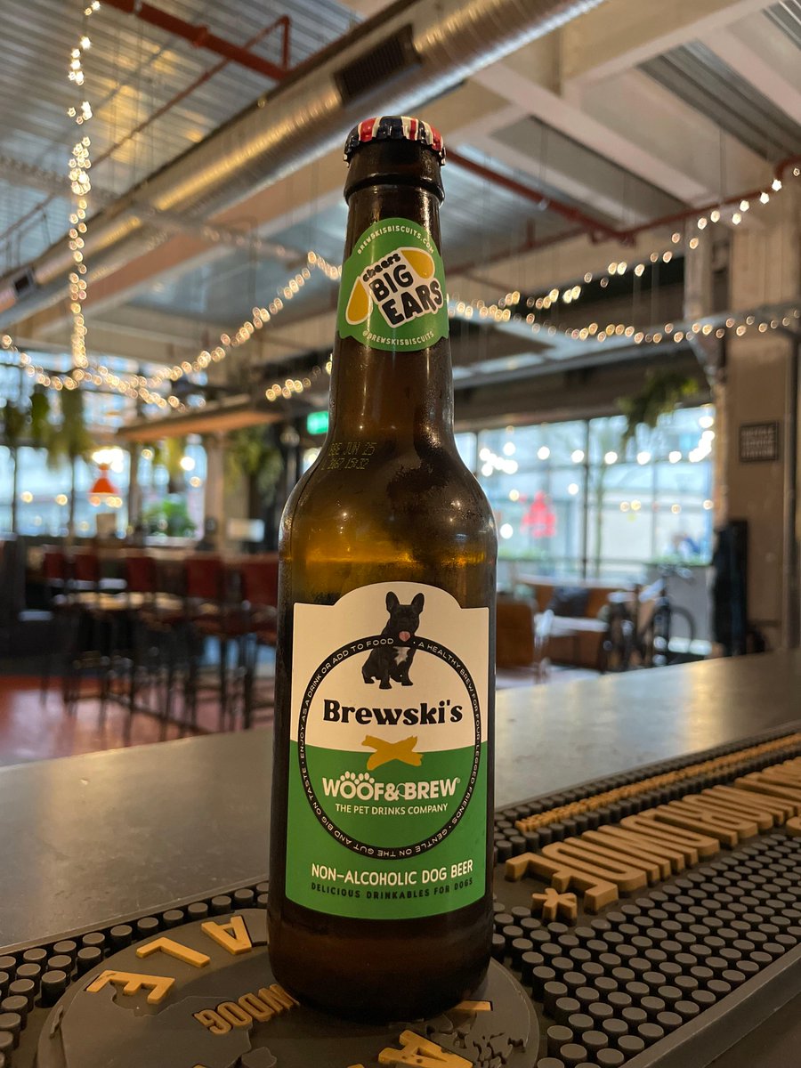 Did you know we have Beer for your Dogs too? Brewski’s have made this delicious Non-Alcoholic Dog Beer 🐶 

Gwen loved getting her paws into this tasty treat! Why not treat your dog today?🐾 

#brewdogbristolharbourside #dogbeer #beer #dog #doginsta #beerinstagram